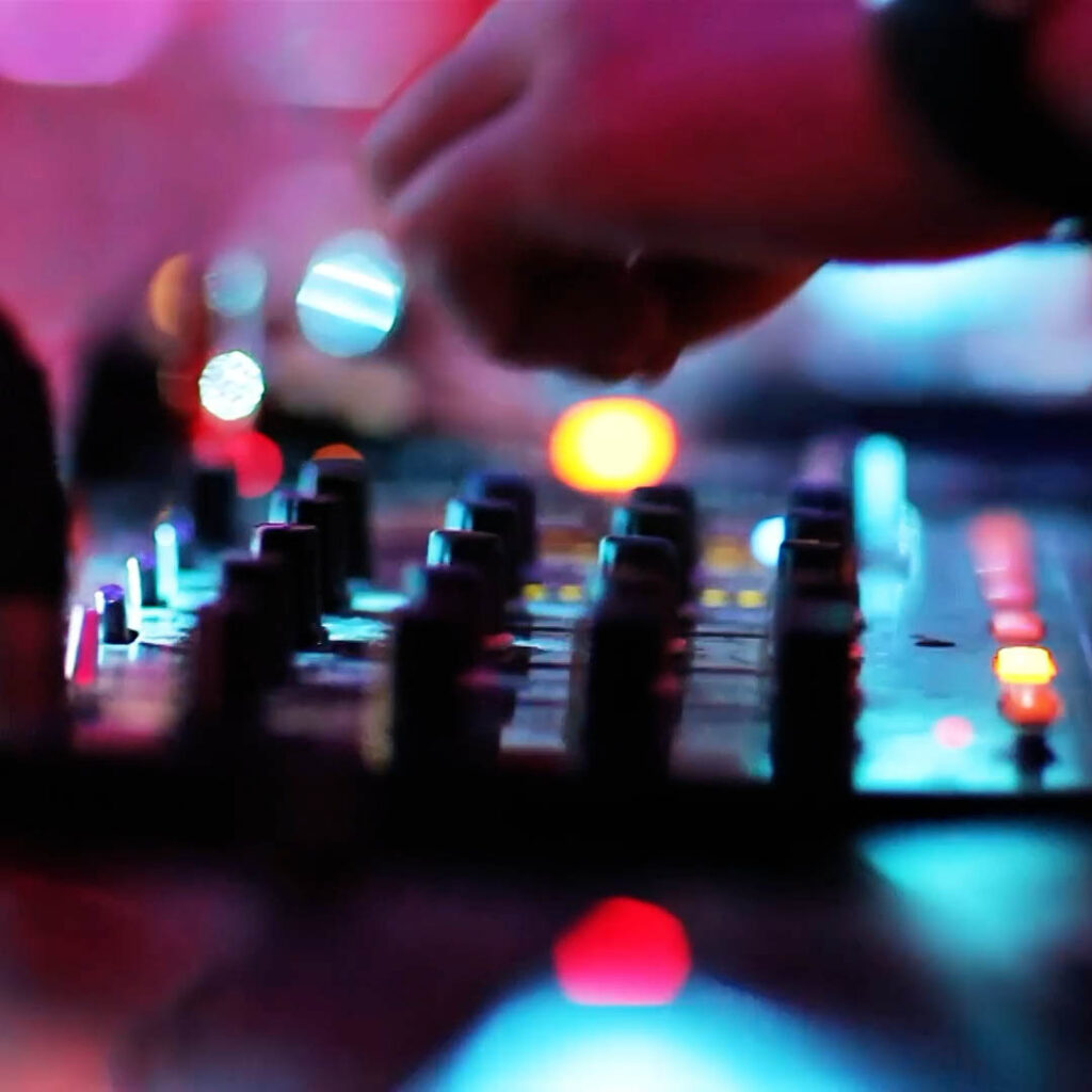 Club Image - OM Art x Music